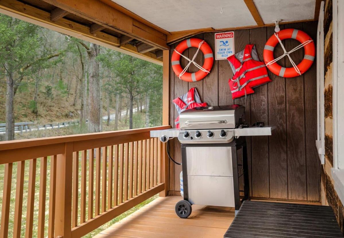 Creekside Cabin W Hot Tub, Fire Pit, Grill, Wifi! Basye Extérieur photo