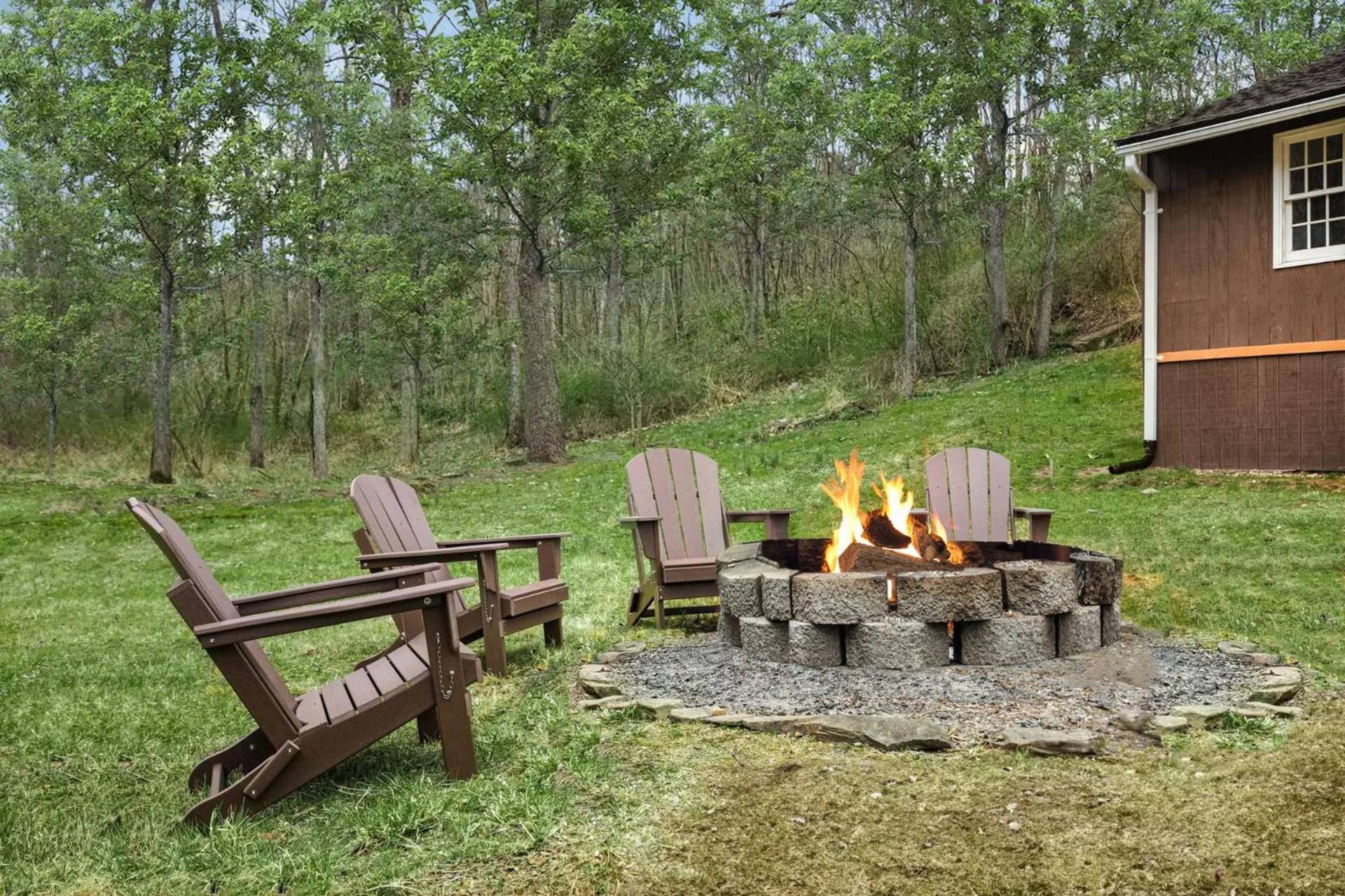 Creekside Cabin W Hot Tub, Fire Pit, Grill, Wifi! Basye Extérieur photo